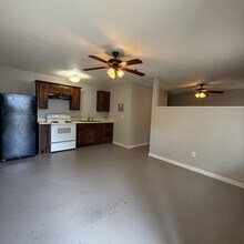 Building Photo - 137 New Dallas Hwy