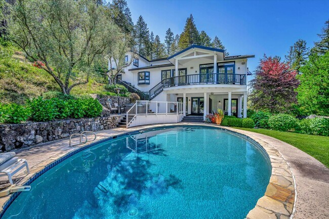 Foto del edificio - Welcome to Your Luxurious Napa Valley Retr...