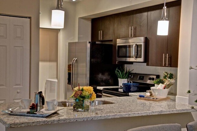 Foto del edificio - 8121 Tumblestone Ct