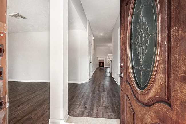 Foto del edificio - 1311 Hidden Canyon Rd