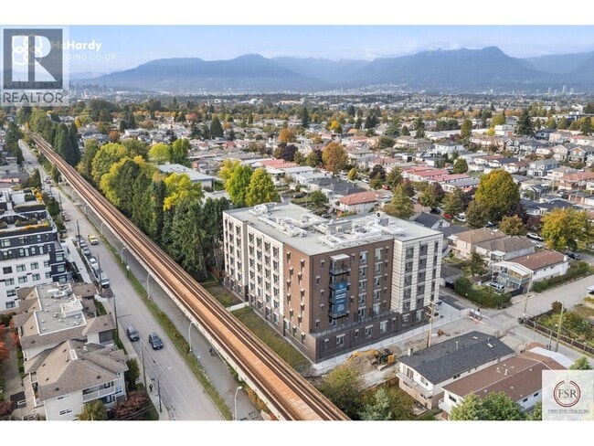 Building Photo - 5085 McHardy St