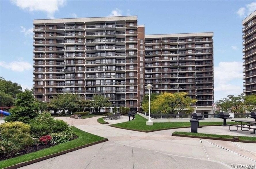 Photo - 150-38 Union Turnpike Unit 10L