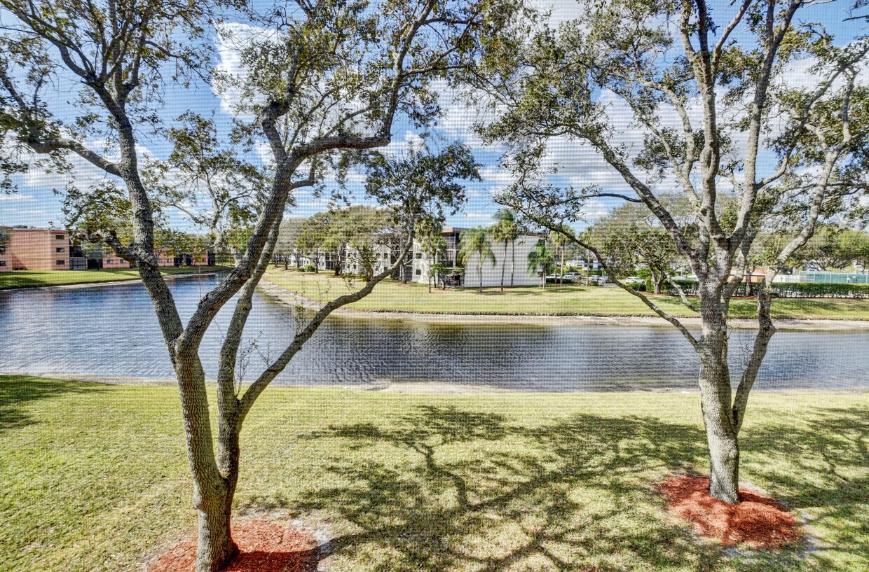 15461 Pembridge Dr Unit 209, Delray Beach, FL 33484 Condo for Rent in