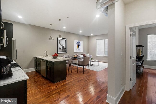 Photo - 946 N 2nd St Apartment