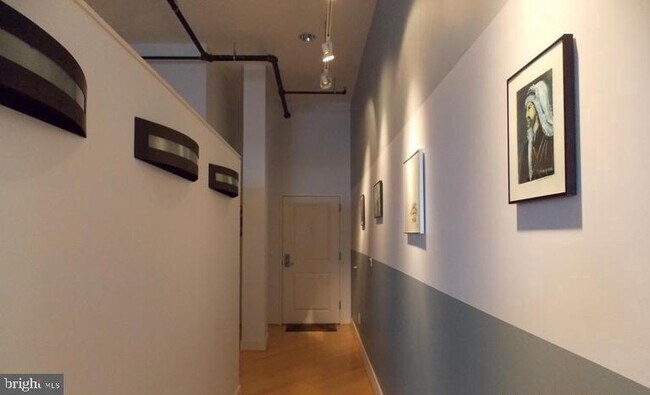 Building Photo - 1818 Kalorama Rd NW