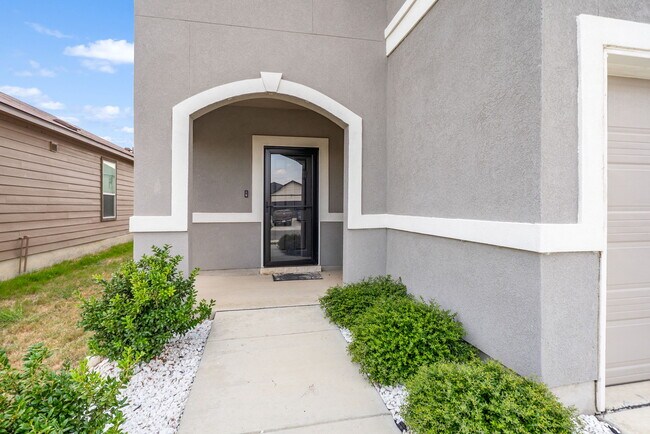 Foto del edificio - 3254 Old Almonte Dr