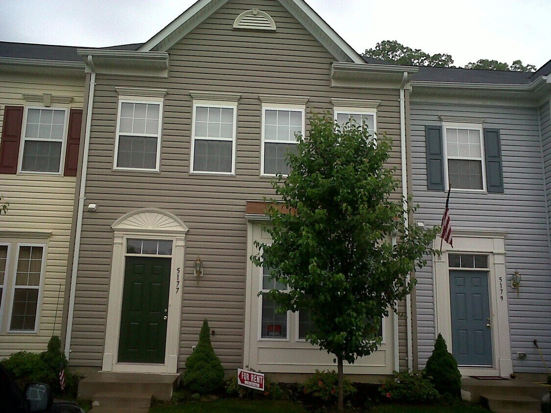 5177 Mallards Landing Dr, King VA 22485 Townhome Rentals in