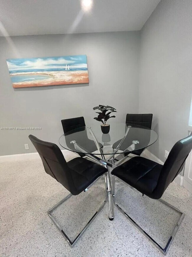 Foto del edificio - 4780 NE 28th Ave