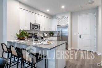 Building Photo - 2000 Schindler Dr