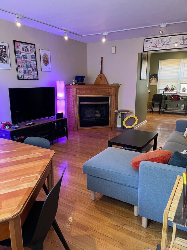 Foto del edificio - 1531 W Sherwin Ave