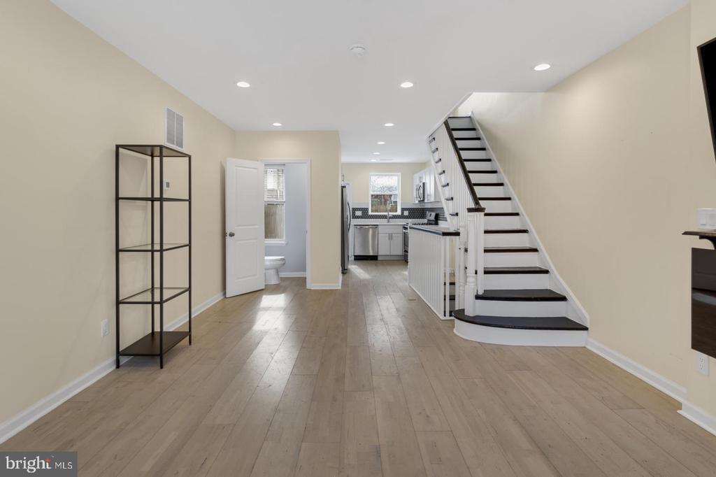 Foto principal - 2124 Sigel St