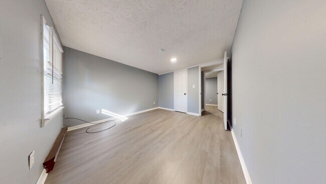 Foto del edificio - 221 W Union St