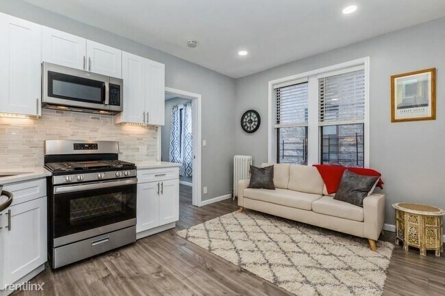 Building Photo - 2 br, 1 bath Condo - 6601 Broadway Apt A4