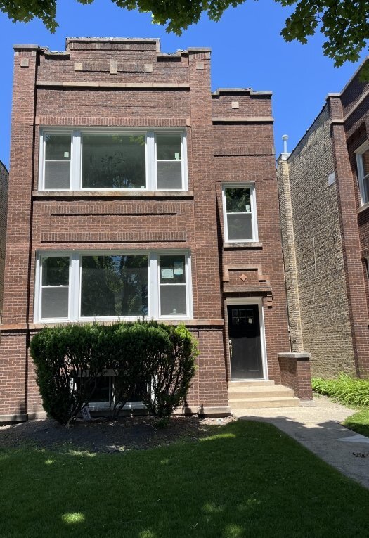 Building Photo - 4850 W Nelson St