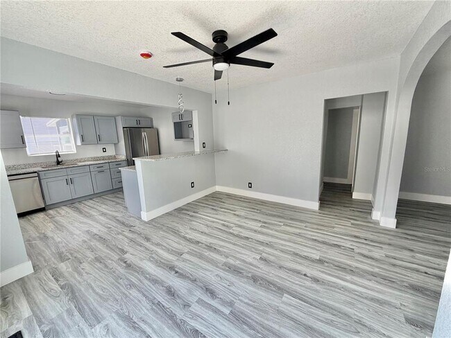 Foto del edificio - 2728 1st Ave S