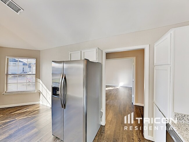 Foto del edificio - 1423 Ardmore Dr