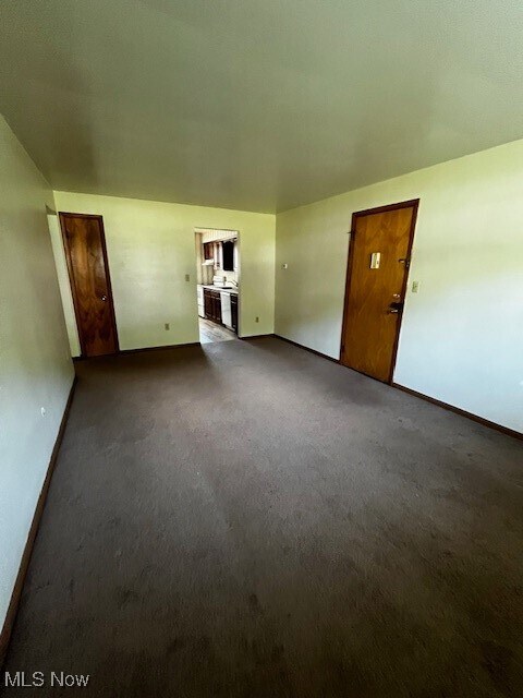 Foto del edificio - 320 E Chestnut St