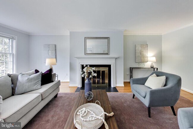 Foto del edificio - 4736 Massachusetts Ave NW