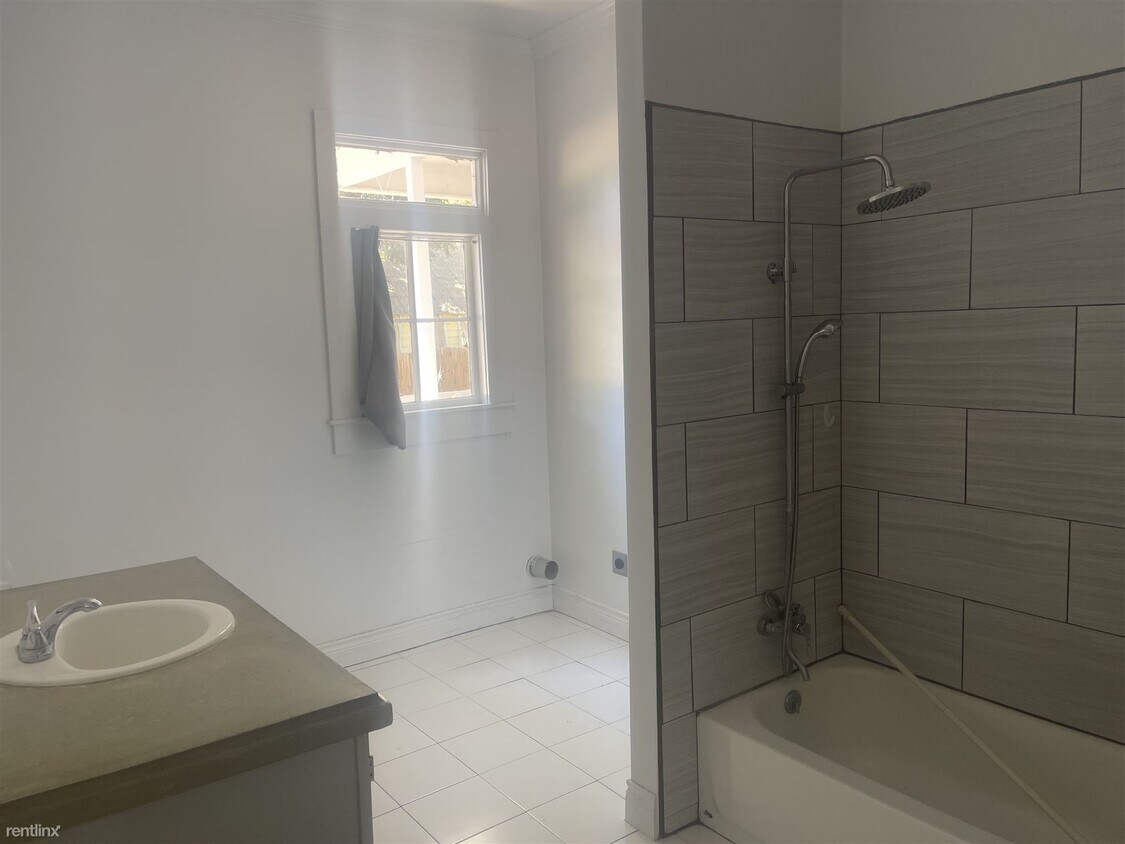 Foto del edificio - 2 br, 1 bath House - 203 Saint George Street