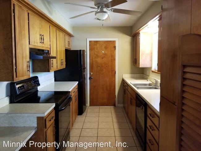 Building Photo - 2 br, 2 bath House - 3602 W. 10th St.