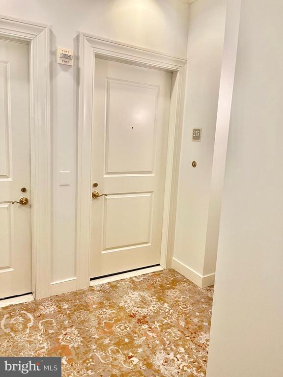 Foto del edificio - 2425 L St NW