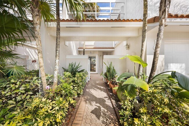 Foto del edificio - 10233 NW 52nd Ln