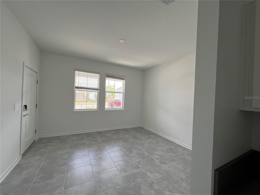Primary Photo - 172 Aces High Ln