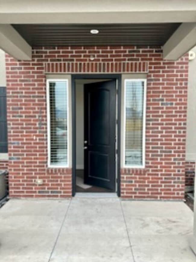 Building Photo - 1994 N 3330 W