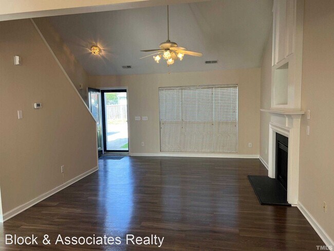 Foto del edificio - 3 br, 2.5 bath House - 4820 Loganshire Lane