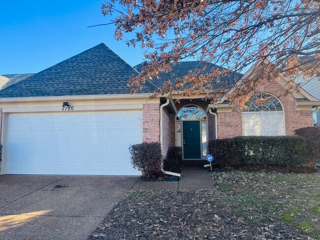 Building Photo - 1/2 OFF FIRST FULL MONTH'S RENT! Arlington...