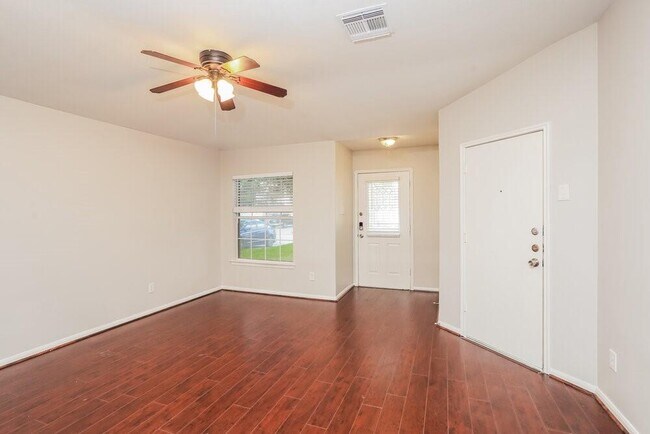 Building Photo - 20922 Neelie Ct