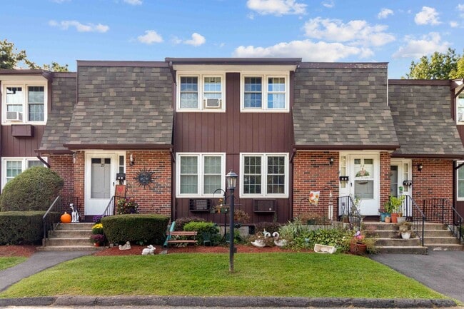Building Photo - Plymouth Village Apartments