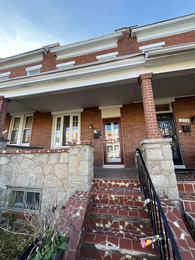 Photo - 1222 Ellwood Street