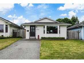 Building Photo - 45448 MEADOWBROOK Dr