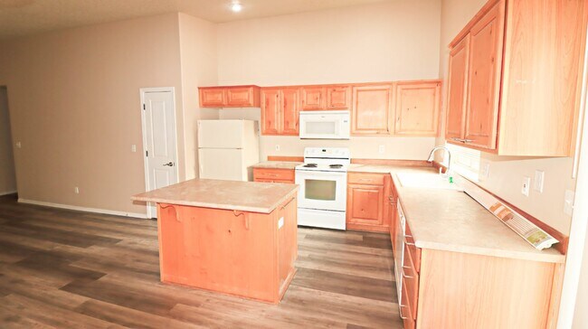 Foto del edificio - 3 Bedroom 2 Bath Single Family Home