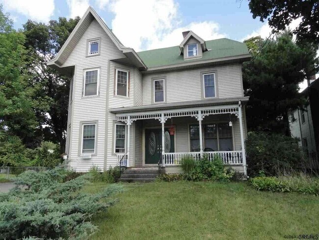 Front of house - 427 Kenwood Ave