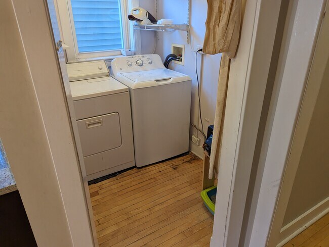 Foto del edificio - 1426 W Balmoral Ave