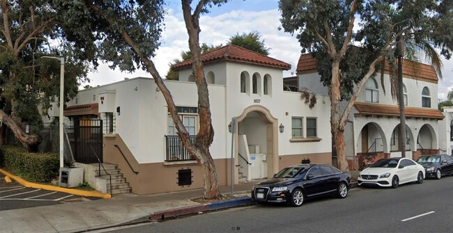 Building Photo - 1027 Redondo Ave