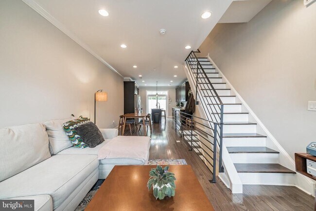Foto del edificio - 535 Morse St