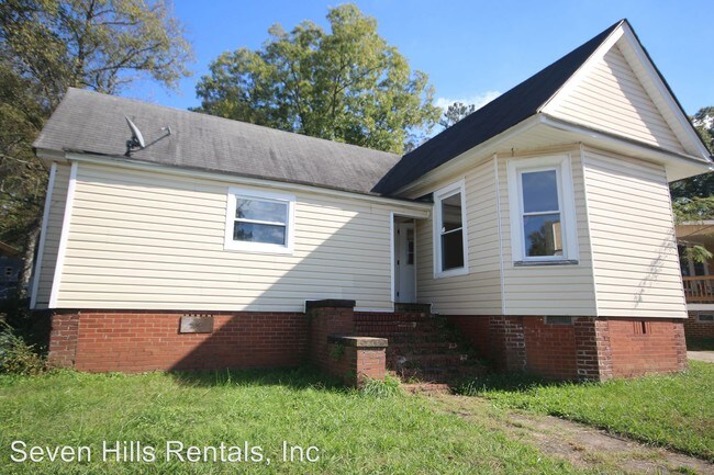 Building Photo - 310 Grady Ave NE