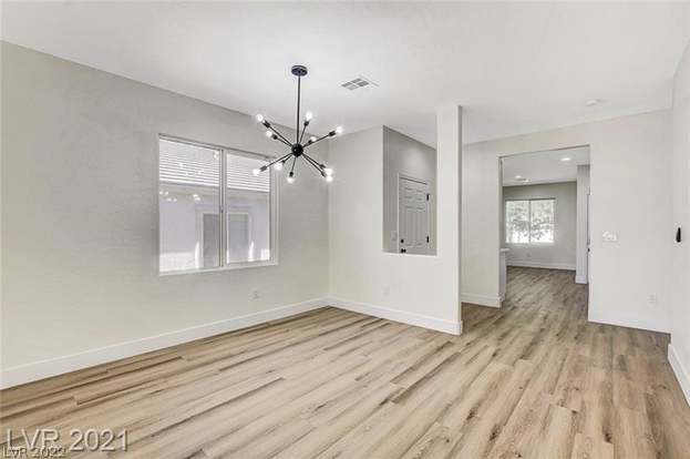 Foto del edificio - 2341 Neutron Star St