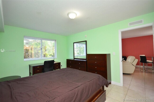 Foto del edificio - 502 SW 18th Ave