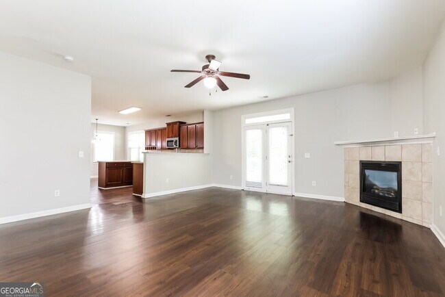 Building Photo - 2420 McIntosh Dr