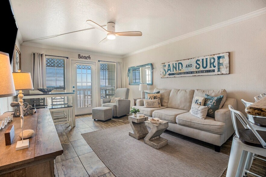 Foto principal - 6300 Seawall Blvd