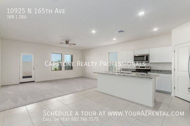 Building Photo - 10925 N 165th Ave