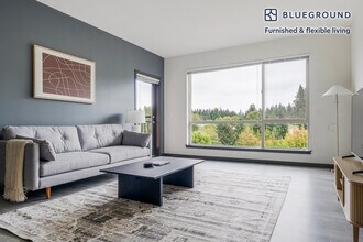 Building Photo - 15566 NE 22 Pl