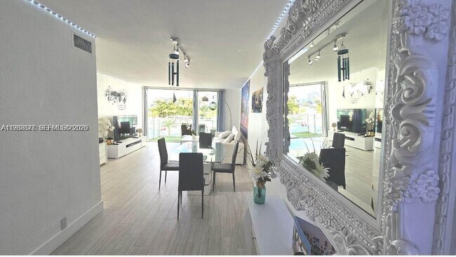 Foto del edificio - 1000 West Ave