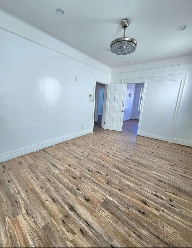 Building Photo - 24 Cator Ave