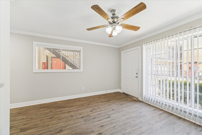 Foto del edificio - 201 Emerson St