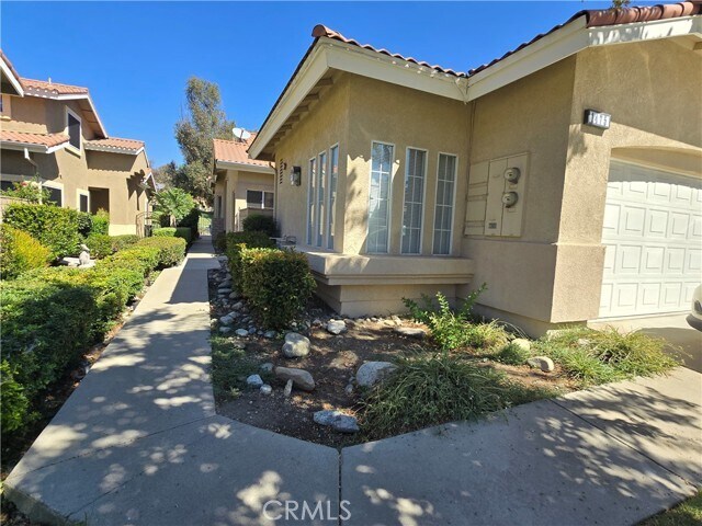Foto del edificio - 1475 Upland Hills Dr S